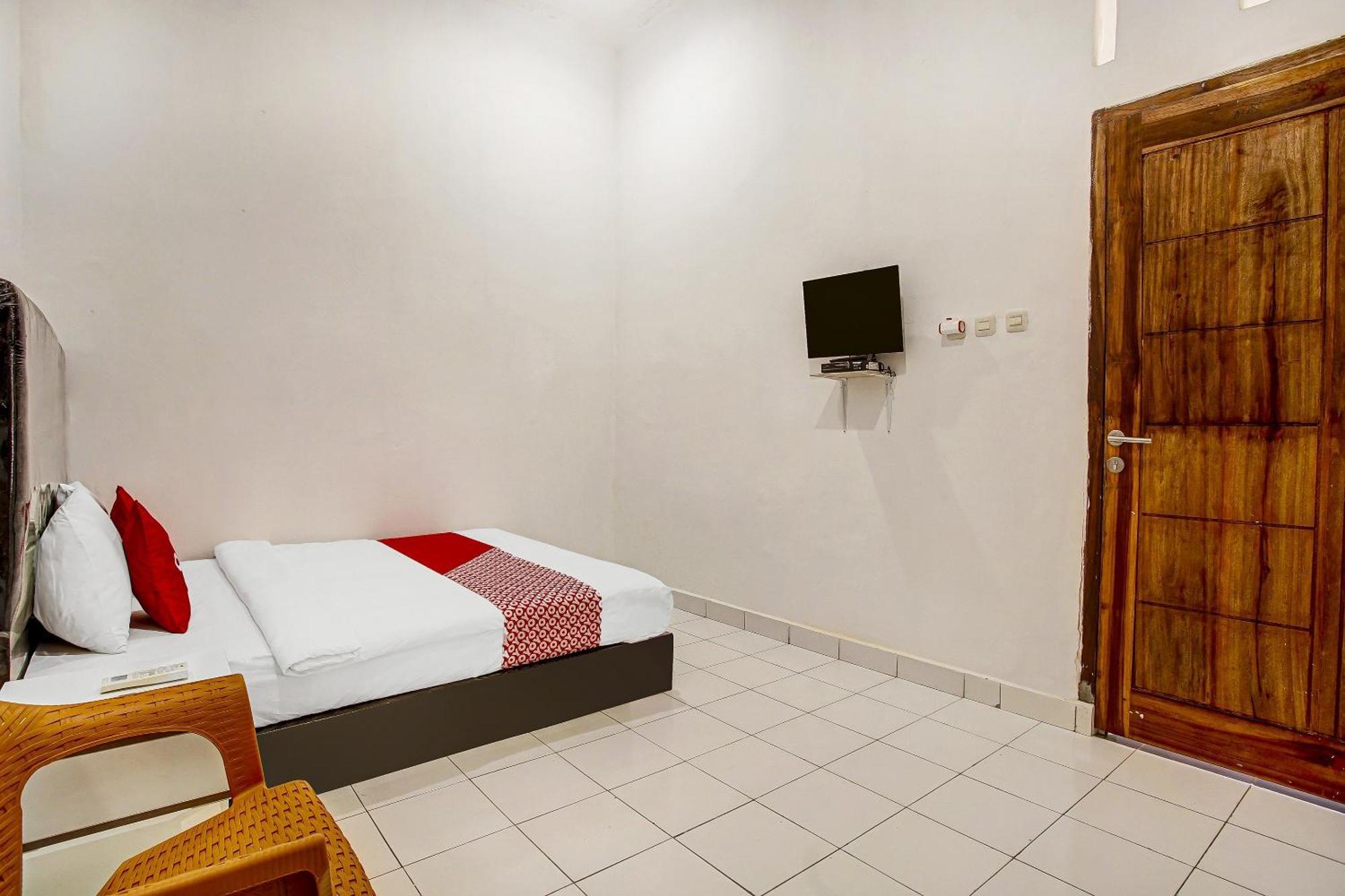 Super Oyo 91055 Homestay Syariah Бандар Лампунг Екстериор снимка
