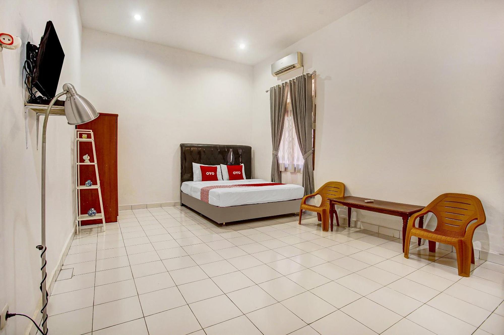 Super Oyo 91055 Homestay Syariah Бандар Лампунг Екстериор снимка