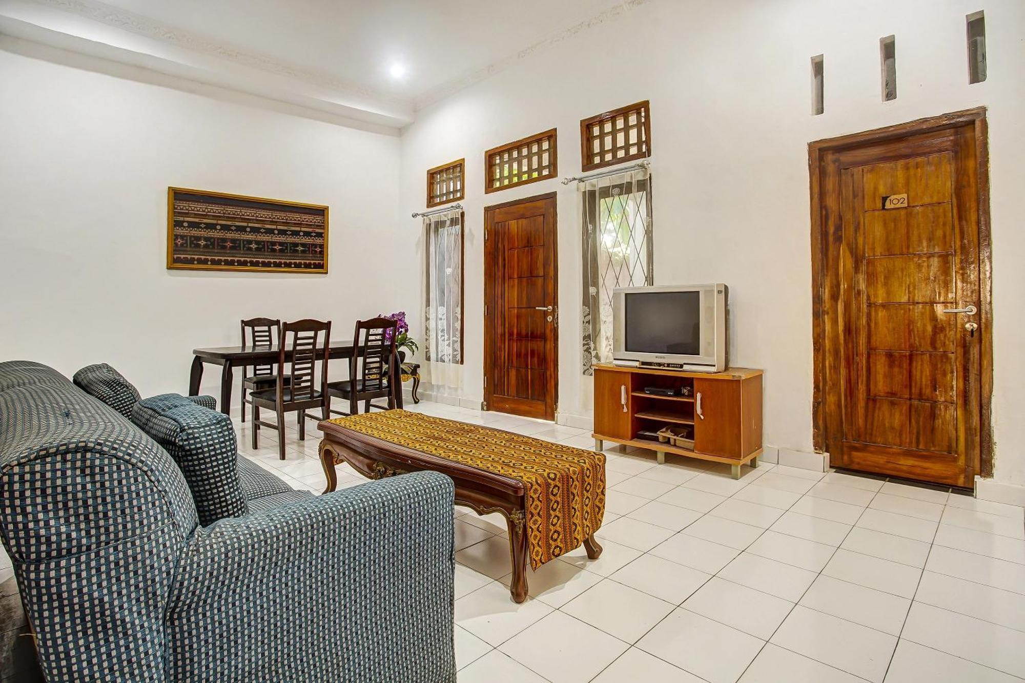 Super Oyo 91055 Homestay Syariah Бандар Лампунг Екстериор снимка